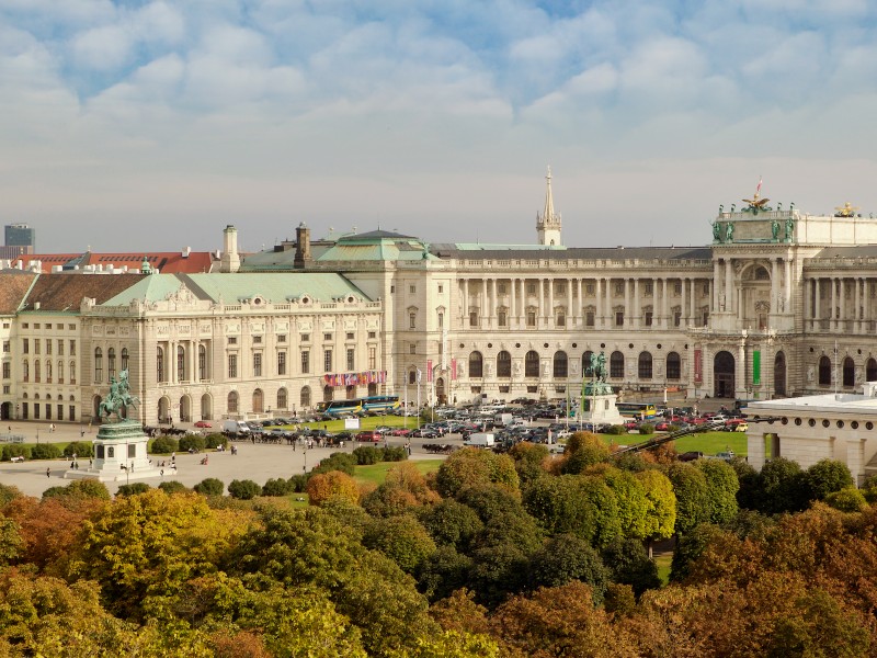 Heldenplatz, Hofburg