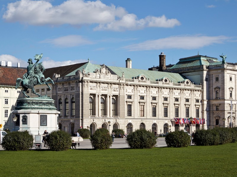 Heldenplatz, Hofburg